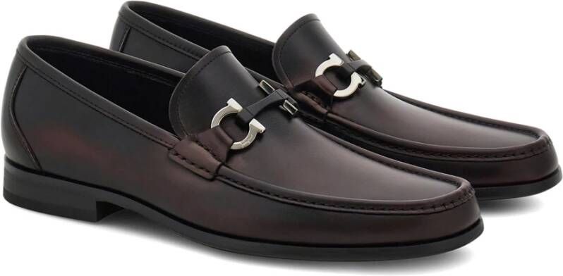 Salvatore Ferragamo Gancini-plaque loafers Brown Heren