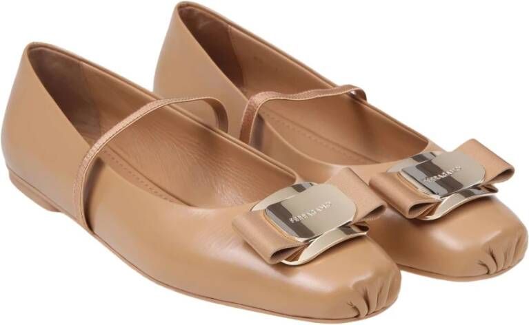 Salvatore Ferragamo Kameel Leren Ballerina Schoenen Brown Dames