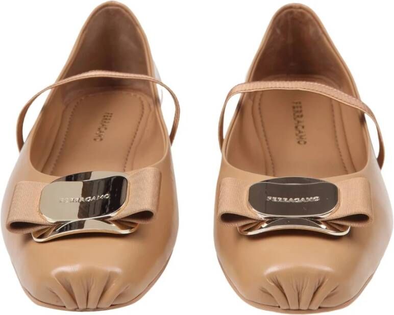 Salvatore Ferragamo Kameel Leren Ballerina Schoenen Brown Dames