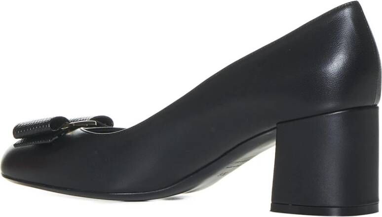 Salvatore Ferragamo Klassieke Vara-pumps met hak Black Dames