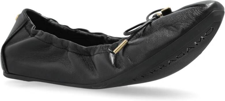 Salvatore Ferragamo Leren ballerina's Joelle Black Dames