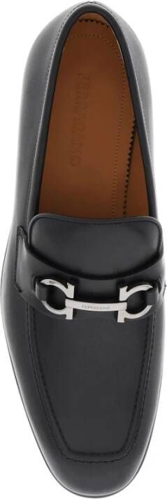 Salvatore Ferragamo Leren loafers met ruthenium finish Gancini Black Heren