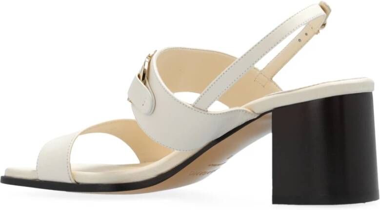 Salvatore Ferragamo Leren Sandalen met Enkelband Beige Dames