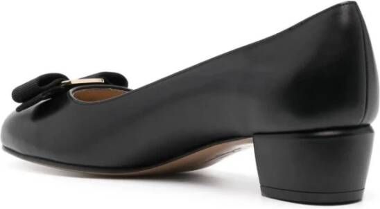 Salvatore Ferragamo Nero Vara 1 Stijlvolle Modieuze Accessoire Black Dames