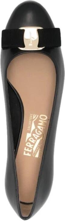 Salvatore Ferragamo Nero Vara 1 Stijlvolle Modieuze Accessoire Black Dames