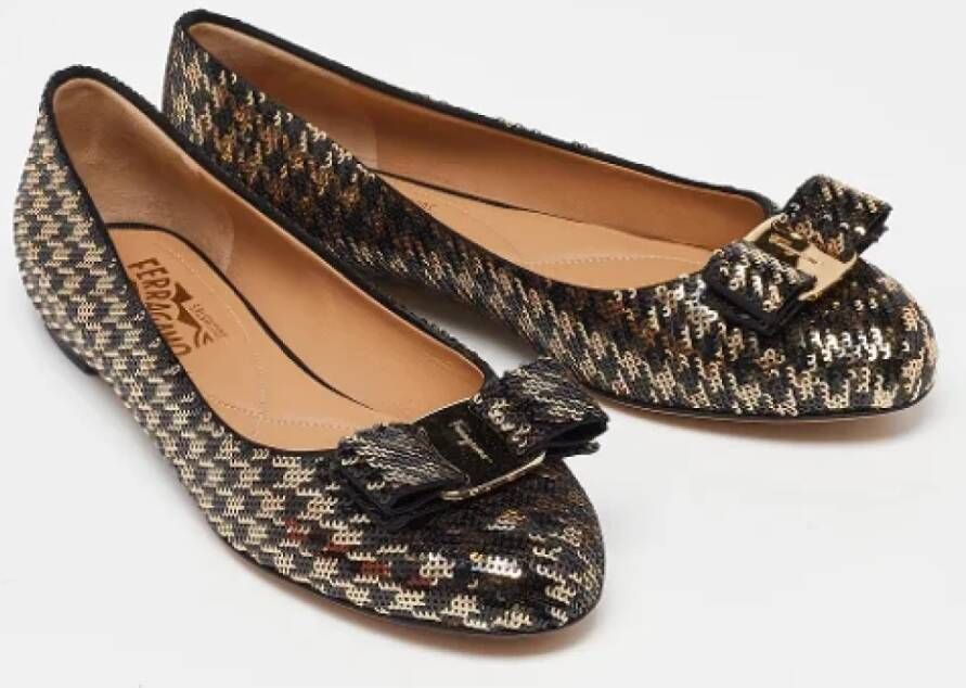 Salvatore Ferragamo Pre-owned Fabric flats Multicolor Dames