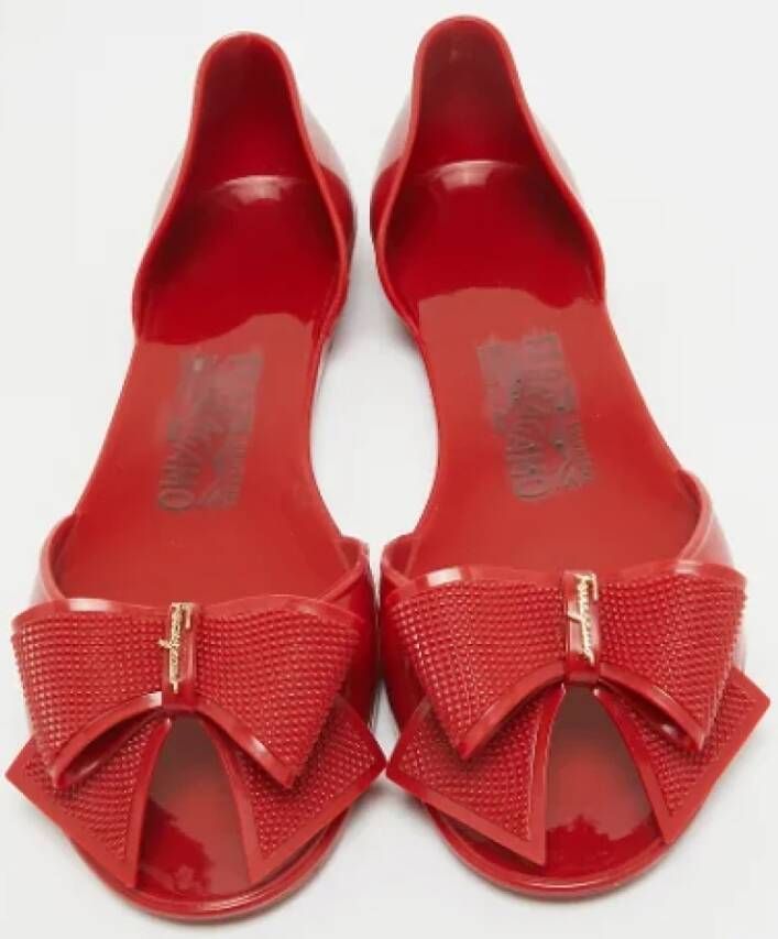 Salvatore Ferragamo Pre-owned Fabric flats Red Dames