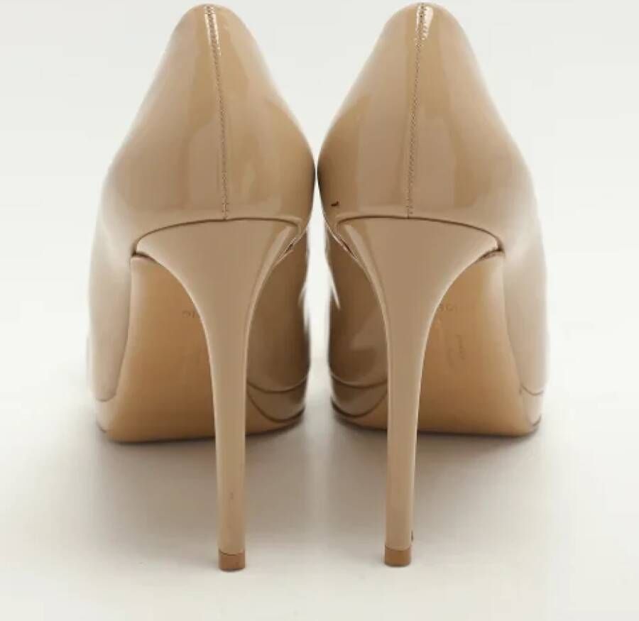 Salvatore Ferragamo Pre-owned Fabric heels Beige Dames