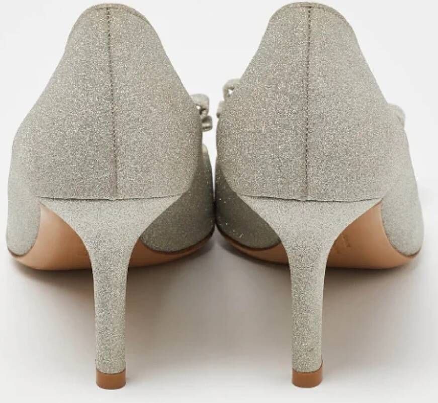 Salvatore Ferragamo Pre-owned Fabric heels Gray Dames