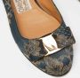 Salvatore Ferragamo Pre-owned Lace flats Blue Dames - Thumbnail 7