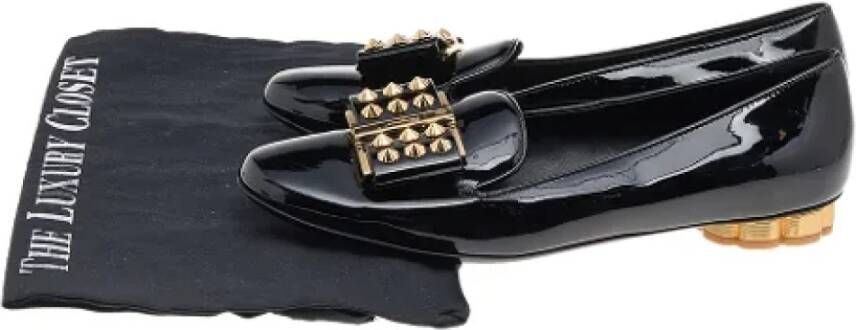 Salvatore Ferragamo Pre-owned Leather flats Black Dames