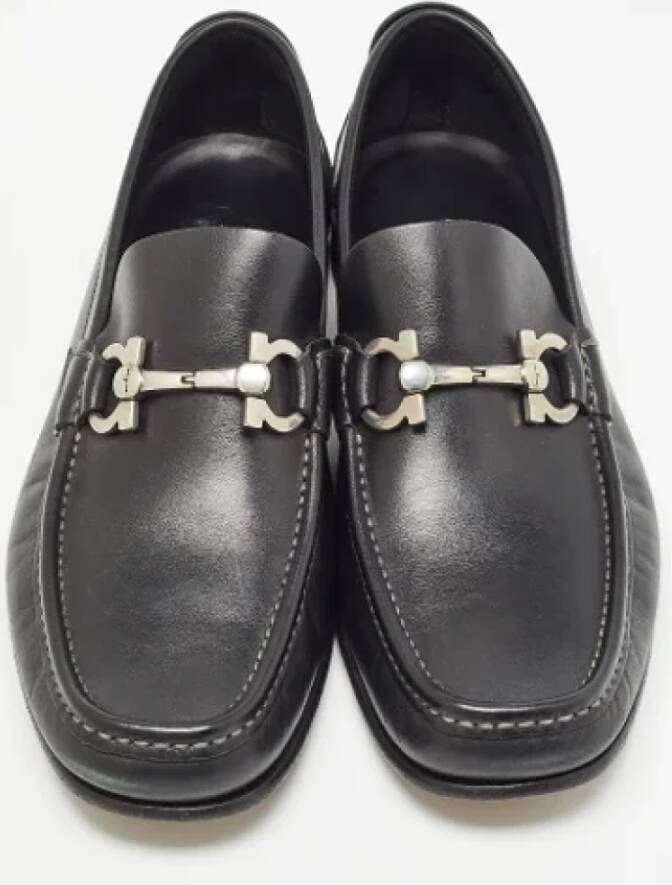 Salvatore Ferragamo Pre-owned Leather flats Black Heren