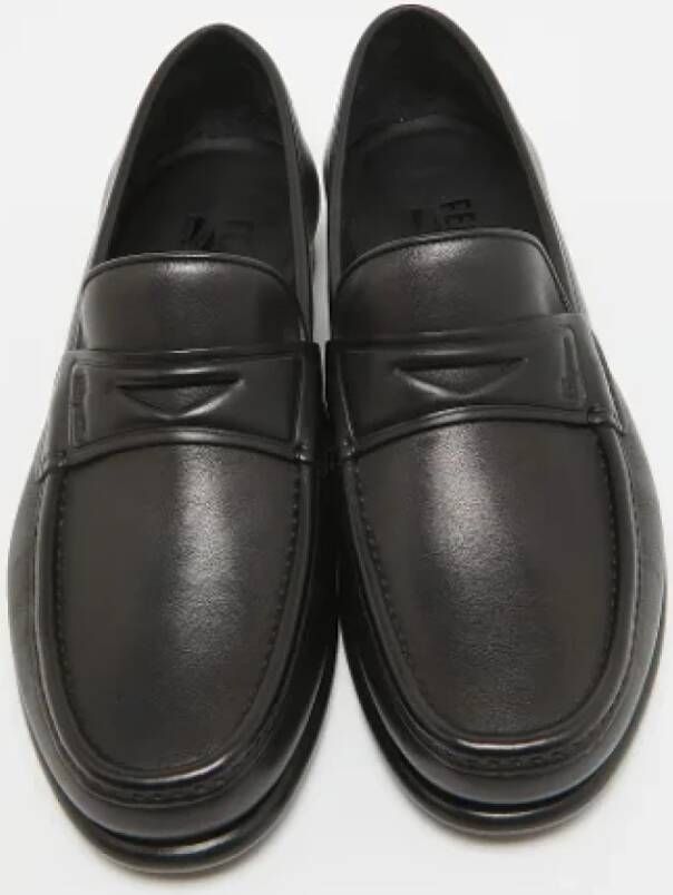 Salvatore Ferragamo Pre-owned Leather flats Black Heren