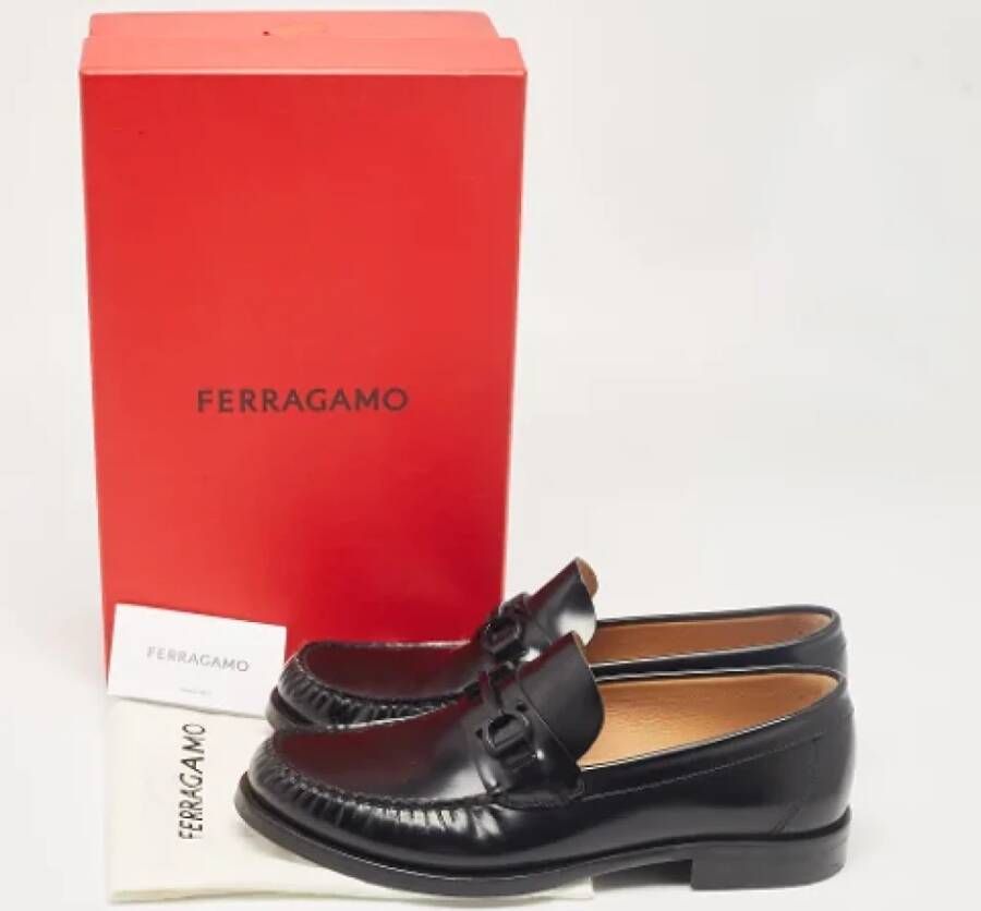 Salvatore Ferragamo Pre-owned Leather flats Black Heren