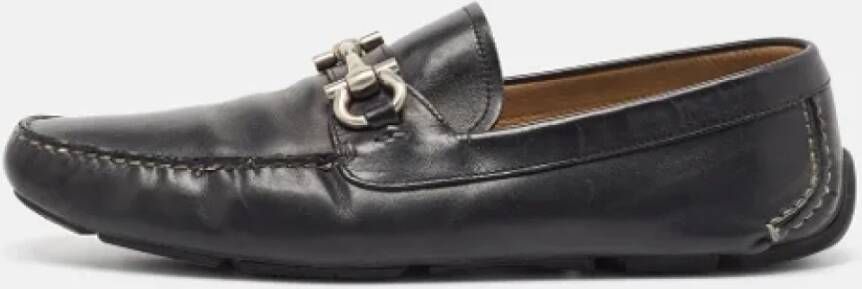 Salvatore Ferragamo Pre-owned Leather flats Black Heren