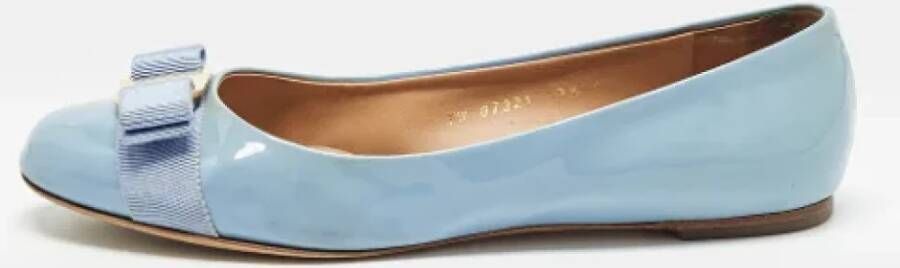 Salvatore Ferragamo Pre-owned Leather flats Blue Dames