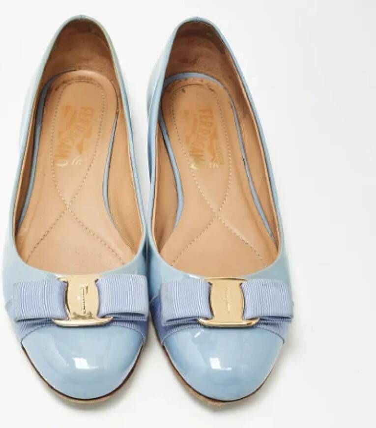 Salvatore Ferragamo Pre-owned Leather flats Blue Dames