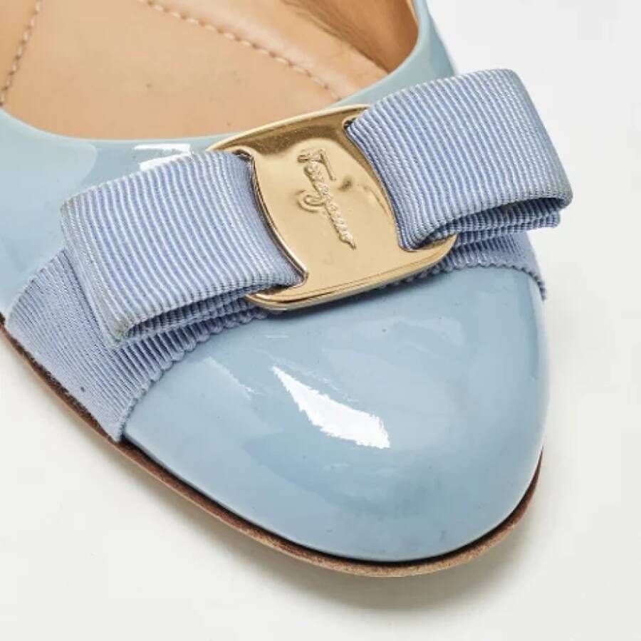 Salvatore Ferragamo Pre-owned Leather flats Blue Dames