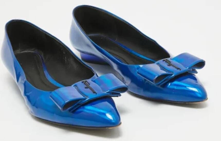 Salvatore Ferragamo Pre-owned Leather flats Blue Dames