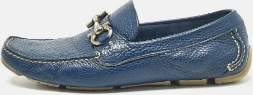 Salvatore Ferragamo Pre-owned Leather flats Blue Heren