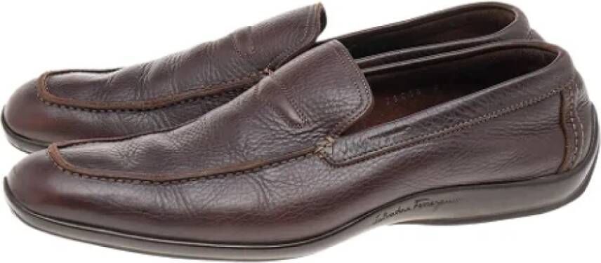 Salvatore Ferragamo Pre-owned Leather flats Brown Dames