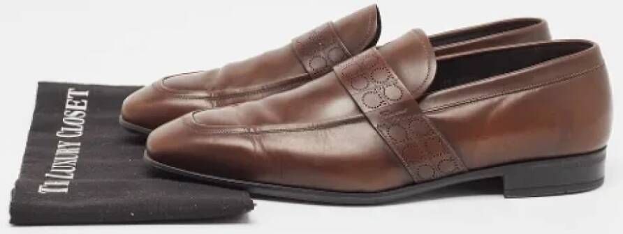 Salvatore Ferragamo Pre-owned Leather flats Brown Heren