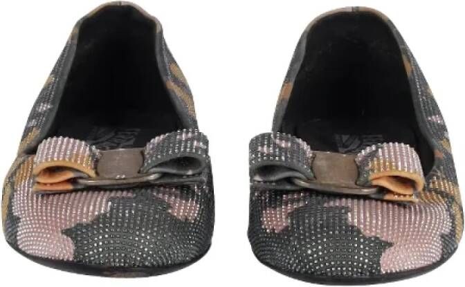 Salvatore Ferragamo Pre-owned Leather flats Multicolor Dames