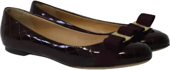 Salvatore Ferragamo Pre-owned Leather flats Red Dames