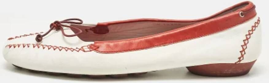 Salvatore Ferragamo Pre-owned Leather flats White Dames