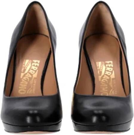 Salvatore Ferragamo Pre-owned Leather heels Black Dames