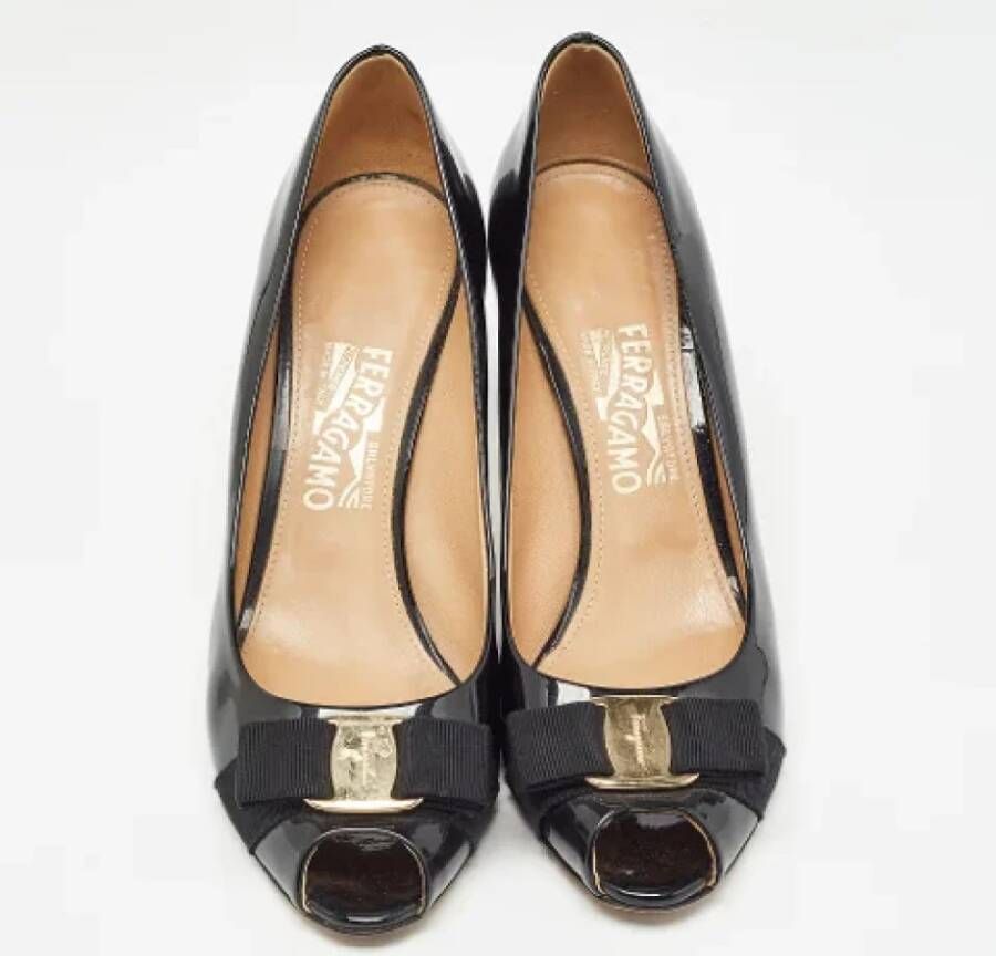 Salvatore Ferragamo Pre-owned Leather heels Black Dames