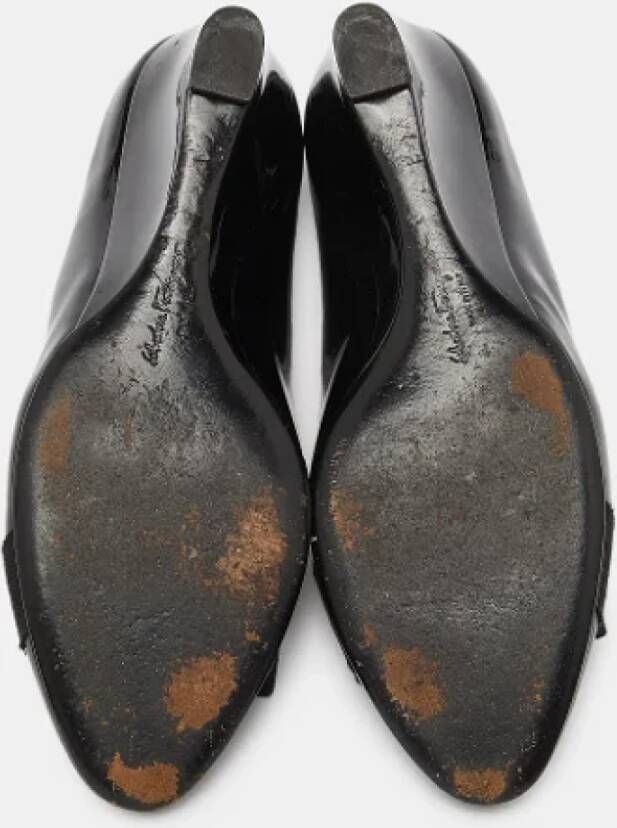 Salvatore Ferragamo Pre-owned Leather heels Black Dames