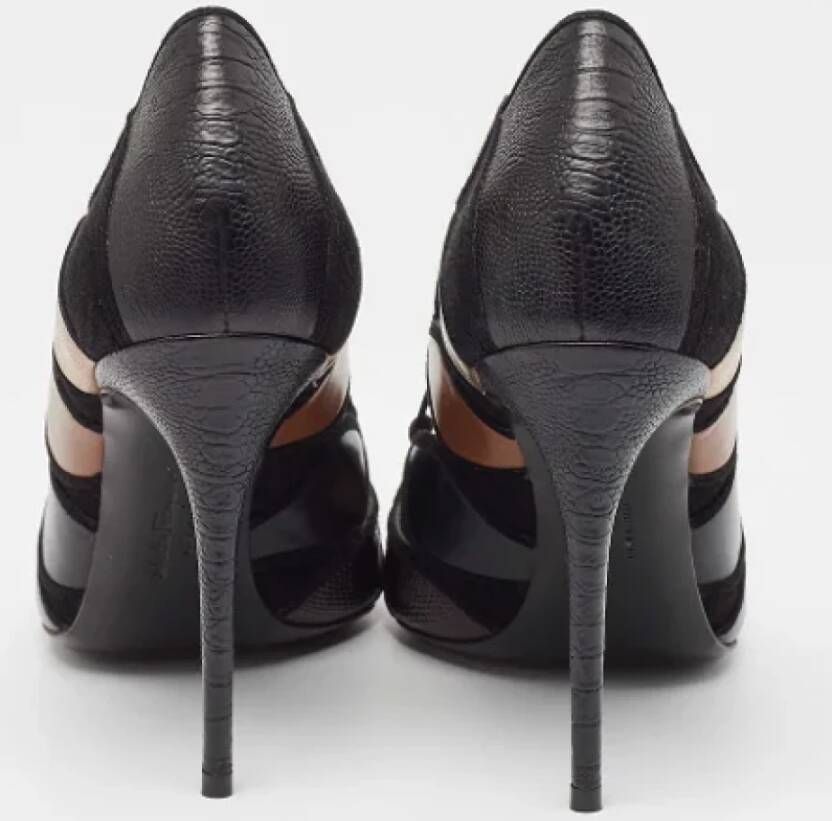 Salvatore Ferragamo Pre-owned Leather heels Black Dames