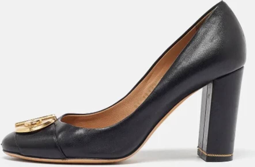 Salvatore Ferragamo Pre-owned Leather heels Black Dames