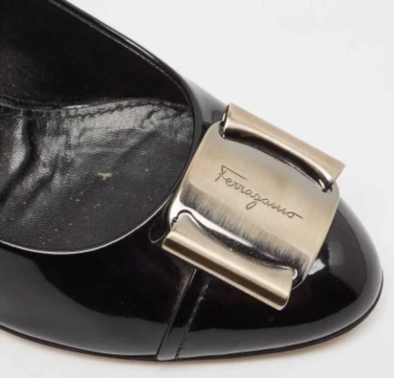 Salvatore Ferragamo Pre-owned Leather heels Black Dames