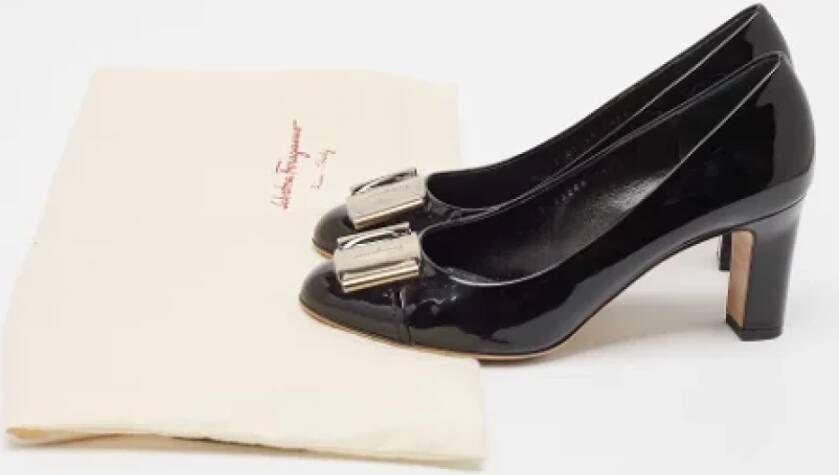 Salvatore Ferragamo Pre-owned Leather heels Black Dames