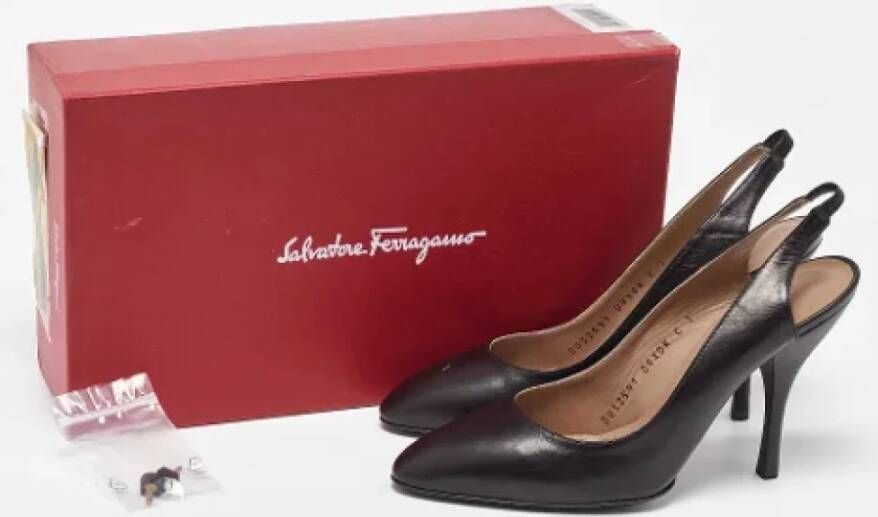 Salvatore Ferragamo Pre-owned Leather heels Black Dames