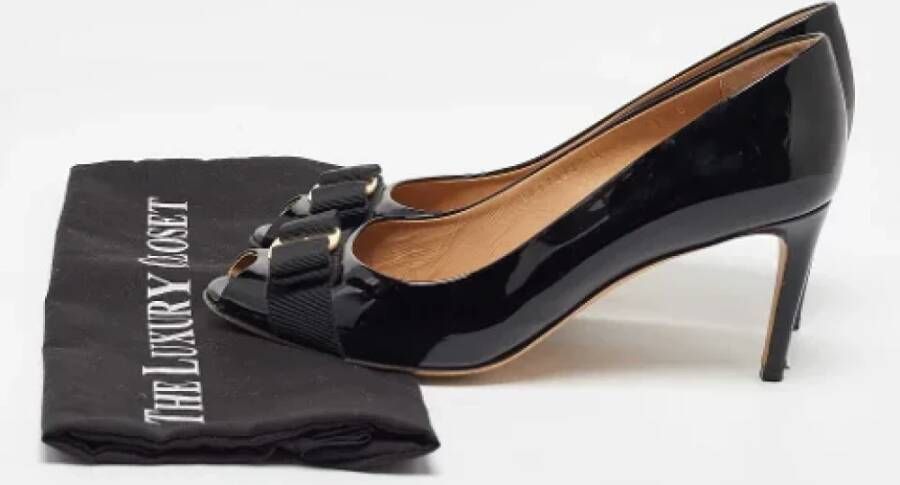 Salvatore Ferragamo Pre-owned Leather heels Black Dames