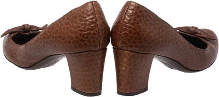 Salvatore Ferragamo Pre-owned Leather heels Brown Dames