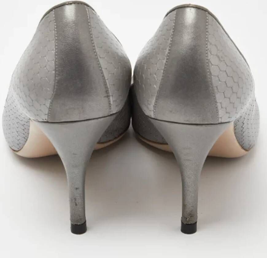 Salvatore Ferragamo Pre-owned Leather heels Gray Dames