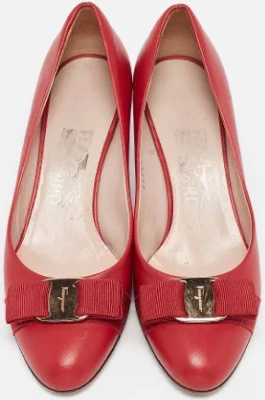 Salvatore Ferragamo Pre-owned Leather heels Red Dames