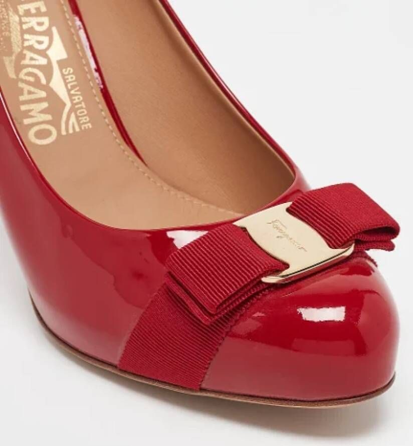 Salvatore Ferragamo Pre-owned Leather heels Red Dames