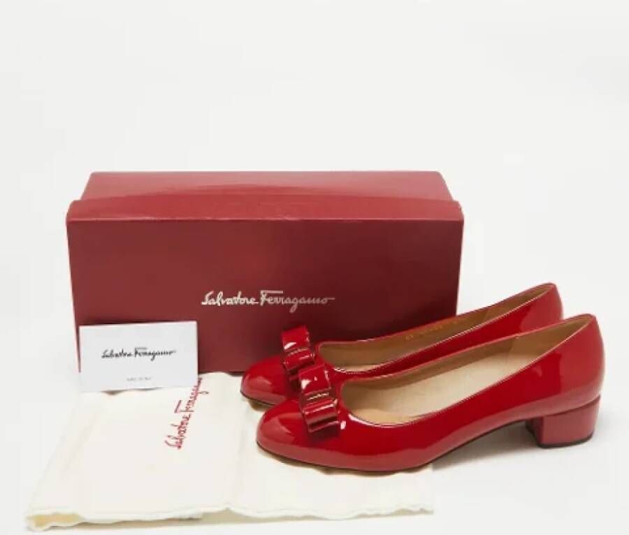 Salvatore Ferragamo Pre-owned Leather heels Red Dames