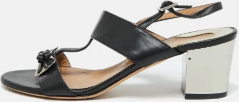 Salvatore Ferragamo Pre-owned Leather sandals Black Dames