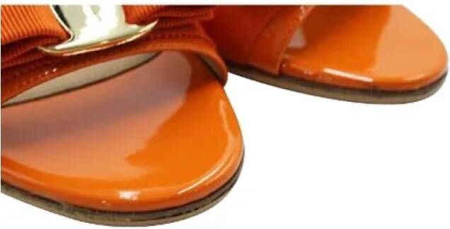 Salvatore Ferragamo Pre-owned Leather sandals Orange Dames