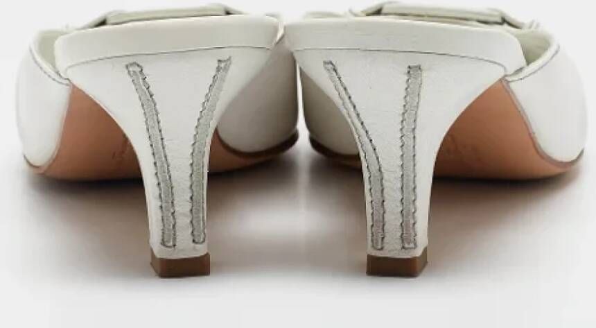 Salvatore Ferragamo Pre-owned Leather sandals White Dames