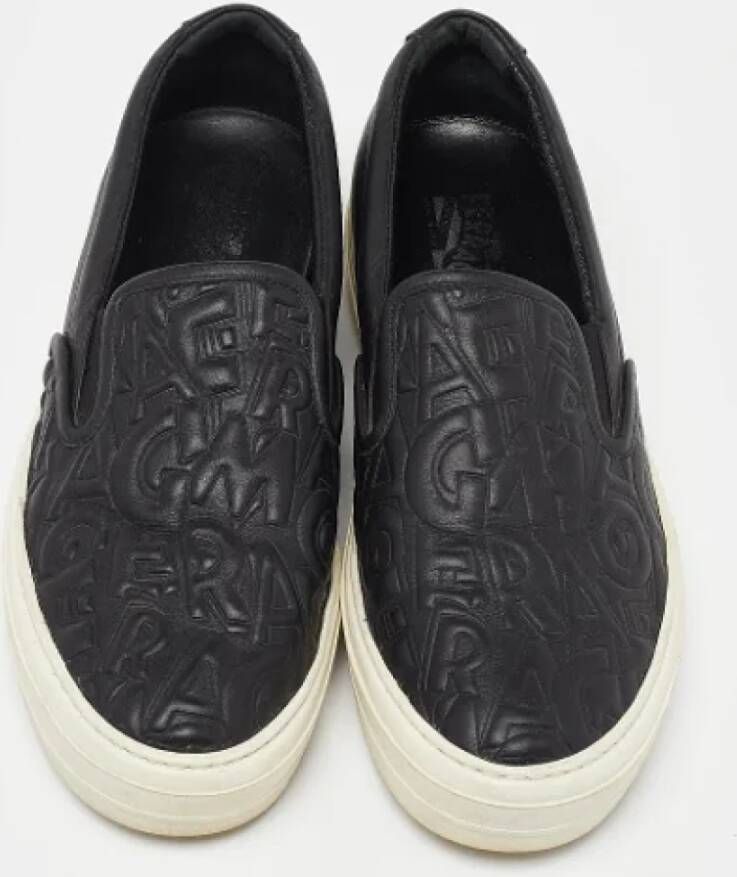 Salvatore Ferragamo Pre-owned Leather sneakers Black Dames