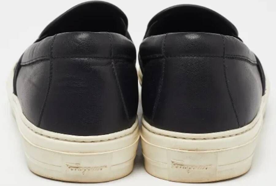 Salvatore Ferragamo Pre-owned Leather sneakers Black Dames