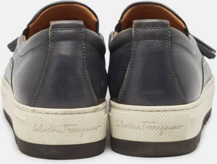 Salvatore Ferragamo Pre-owned Leather sneakers Black Heren