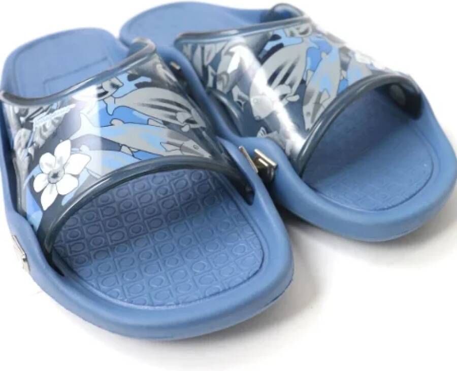 Salvatore Ferragamo Pre-owned Plastic sandals Blue Dames